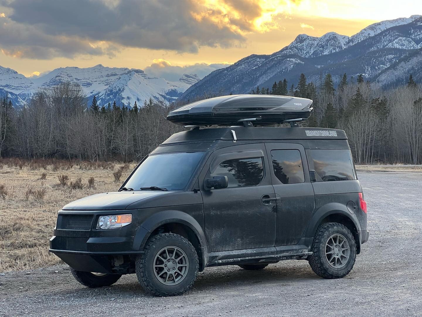 With the weekend rapidly approaching, I&rsquo;m starting to get the itch to get back out in it..!! Love this rig! 🤘🏽

#Hiroshotrods
#HotrodtheWorld
#Hondaelement 
#hondaelementownersclub 
#hondaelementcamping