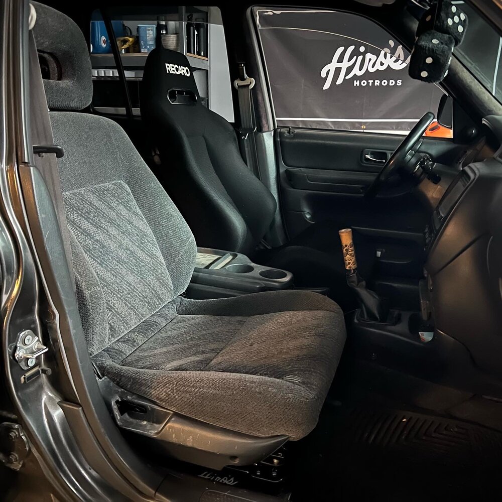 Honda Element swivel seat — Hiro's Hotrods