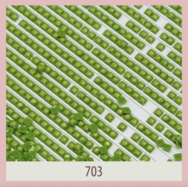 Diamond Dust Drills Square 703.jpeg