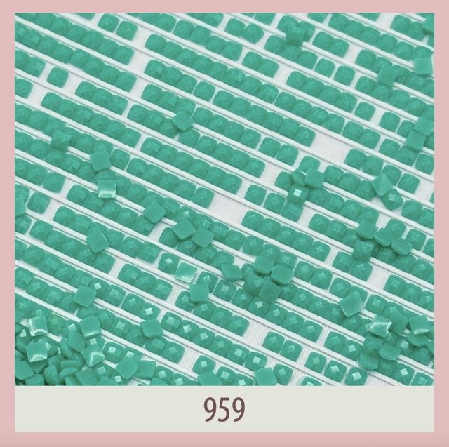 Diamond Dust Drills Square 959.jpeg