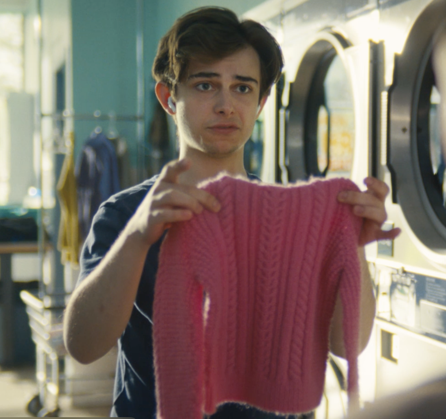 APPLE/RBC "LAUNDROMAT" :30