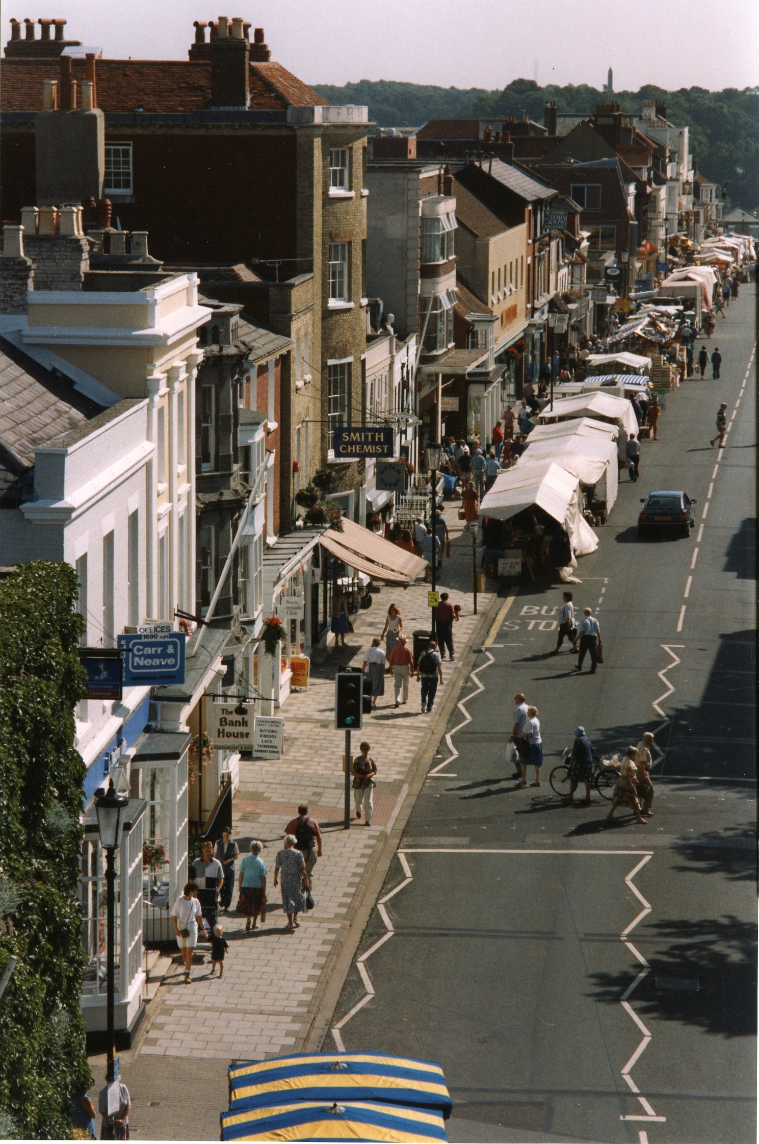 2006.52.1 Lymington High Street with market c.1990.jpg