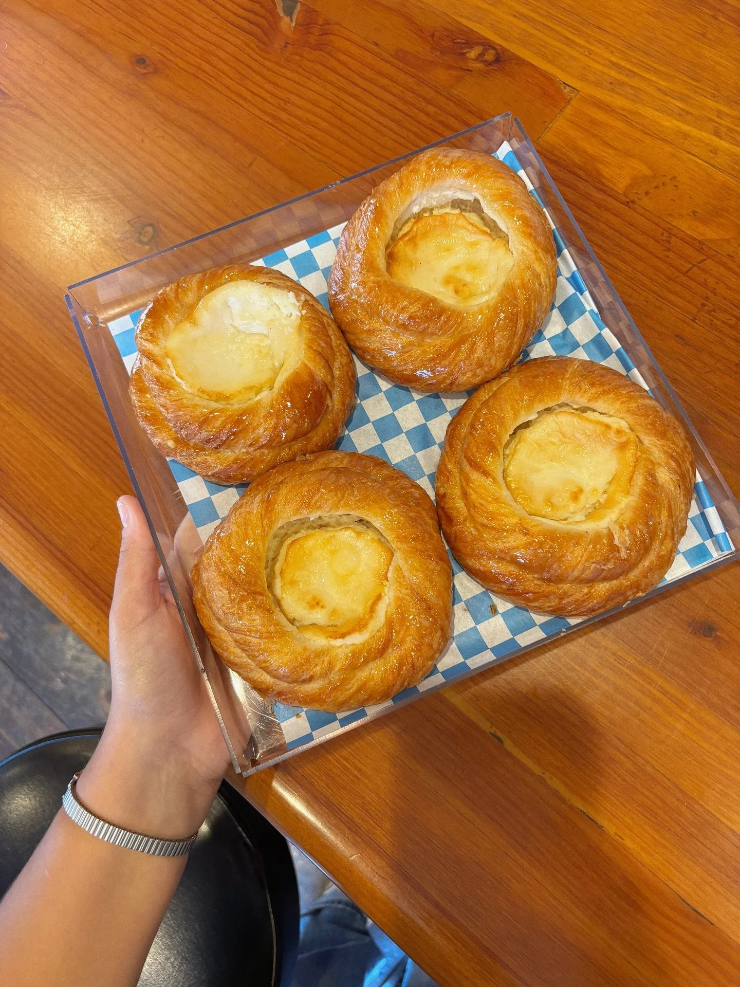 Saturday mornings are for slow starts and sweet treats! 🍥
