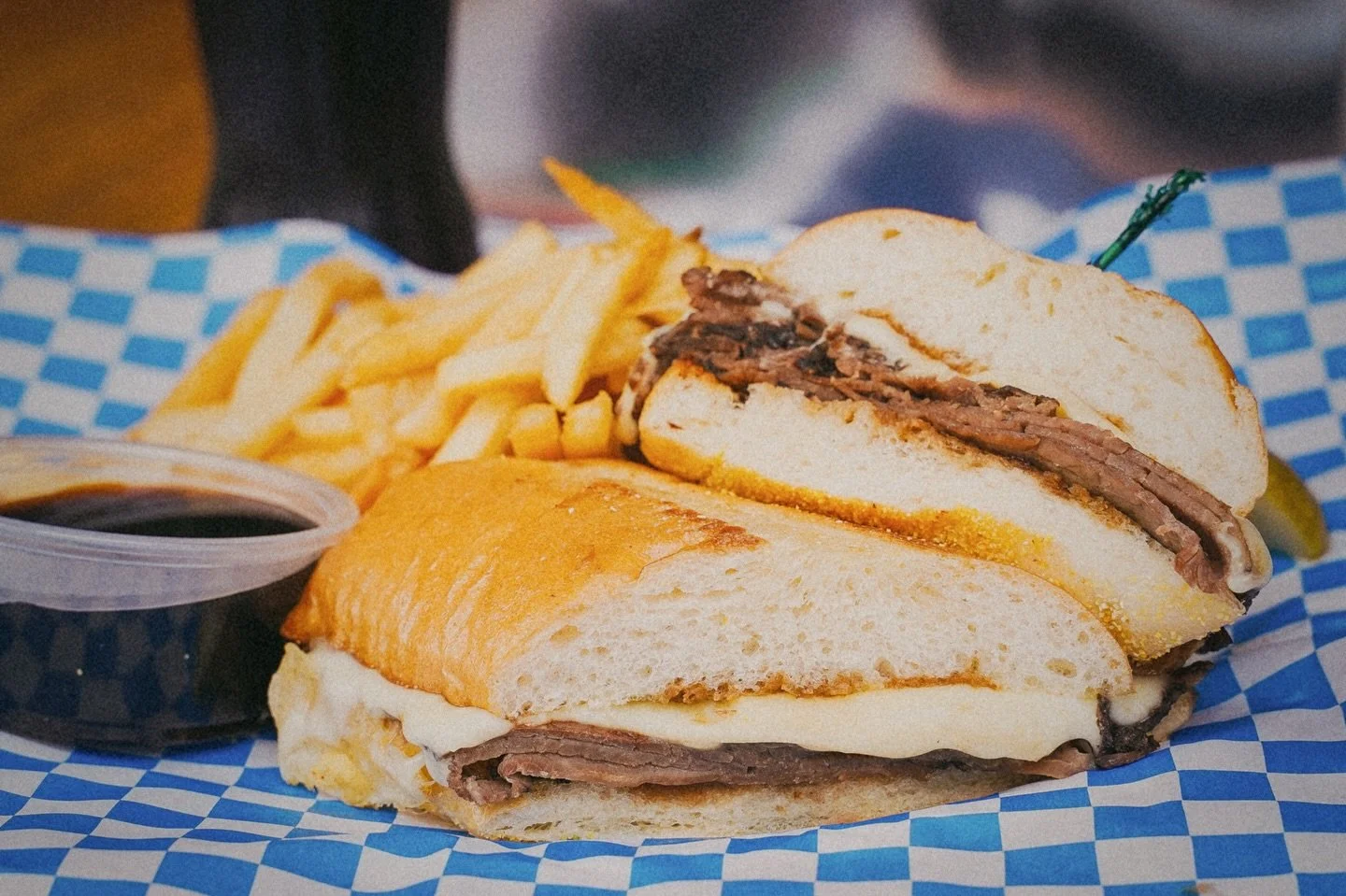 when I dip, you dip, we dip 🥩

~ French Dip Sandwich: thinly sliced roast beef on a soft roll with swiss cheese and au jus