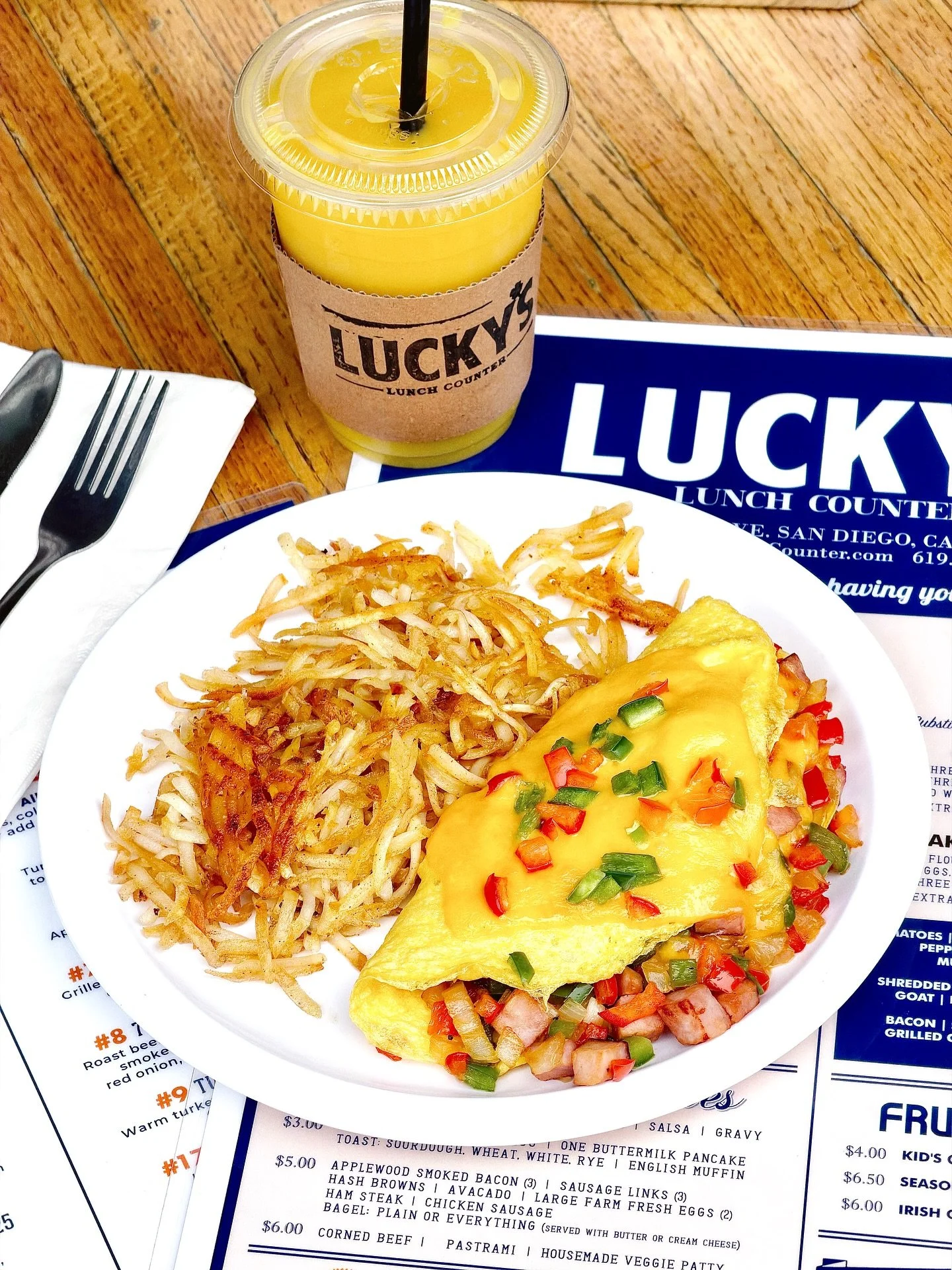 January specials have arrived! 🍳➡️🍔

Denver Omelette: Three-egg omelette with red and green peppers, onion, ham, and yellow cheddar. Served with hash browns and toast.

Fire Burger: 8oz beef patty, jalape&ntilde;os, blue cheese, onion ring, spring 