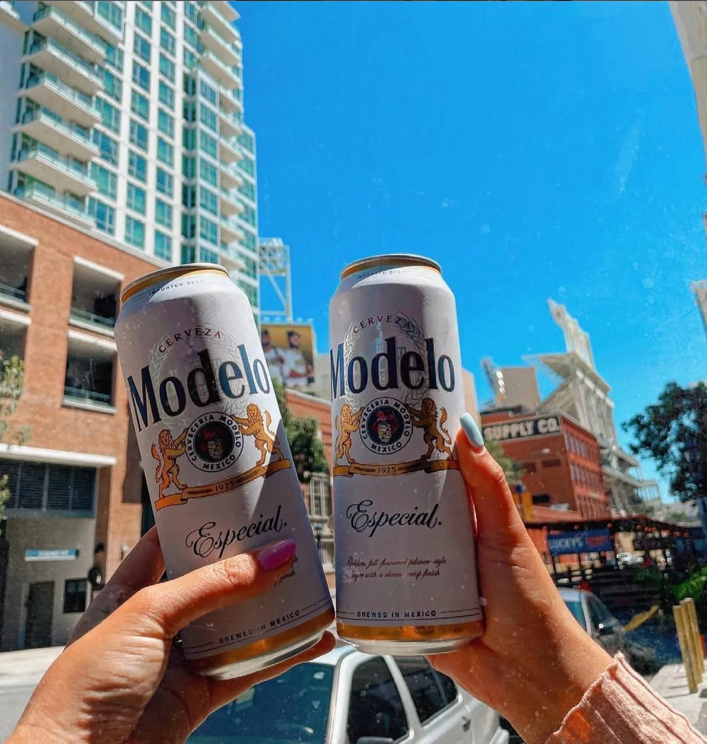 Let&rsquo;s rodeo, San Diego! 🤠🐎 We&rsquo;ve got grub at Lucky&rsquo;s before your boots hit the dirt at the SD Rodeo!