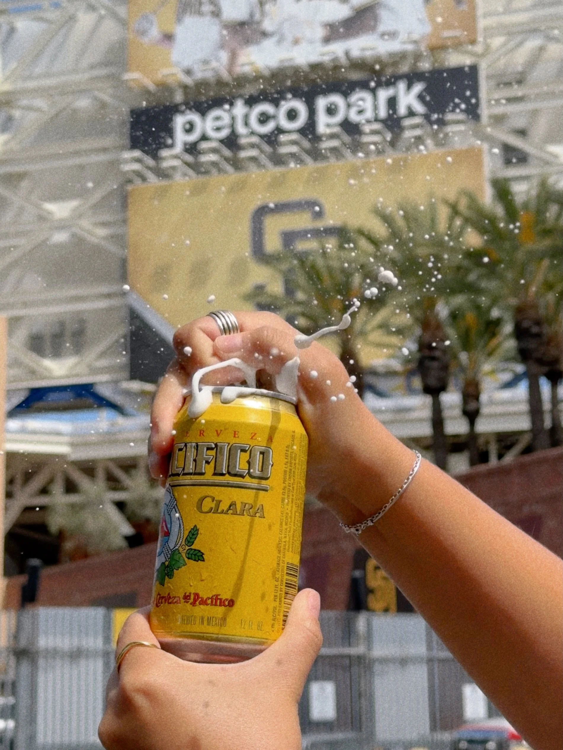 labor day padres pregame 🤝🏼 $4 pacificos across the street @ lucky&rsquo;s