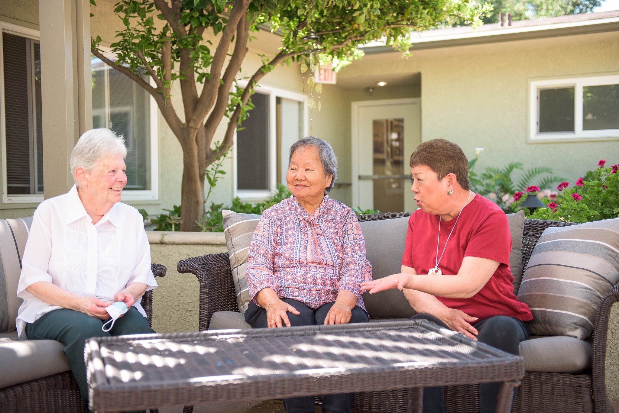Aging With Grace: Exploring Elder Care Senior Living Options