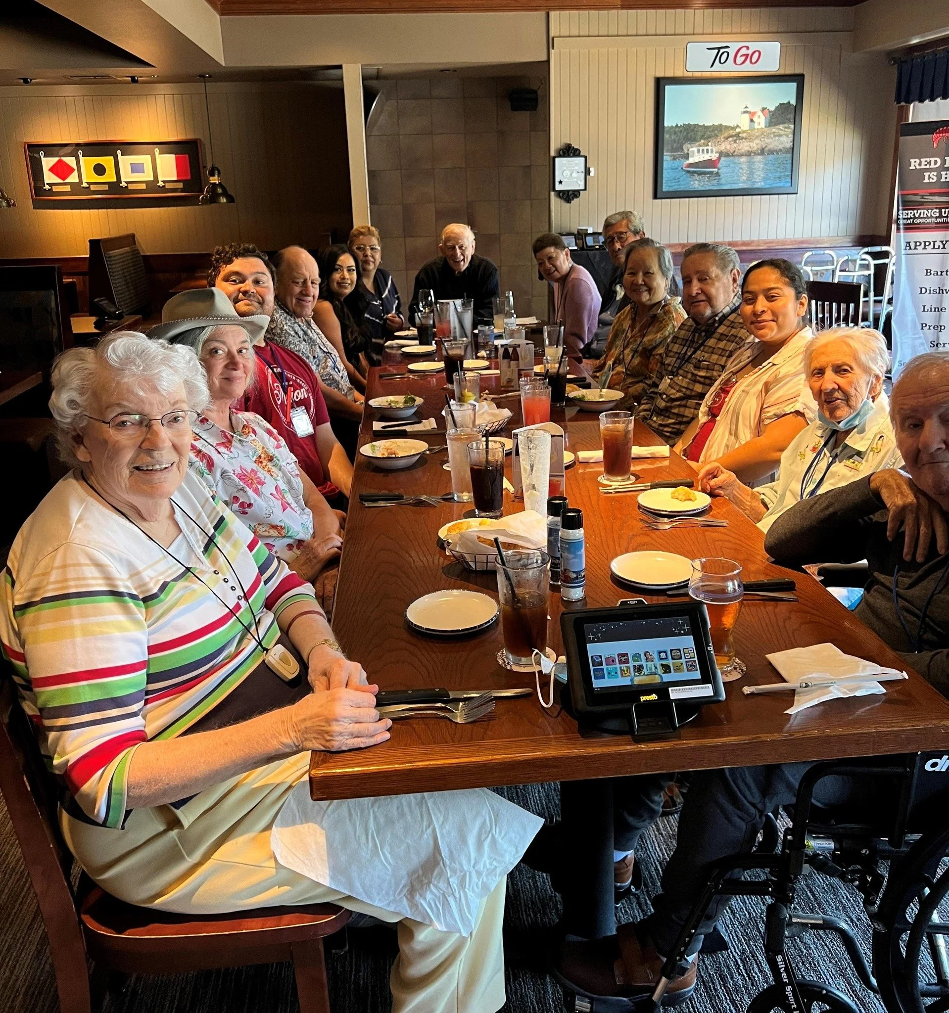 Luxury Senior Living In Los Angeles: Experience The Finest Retirement Lifestyle