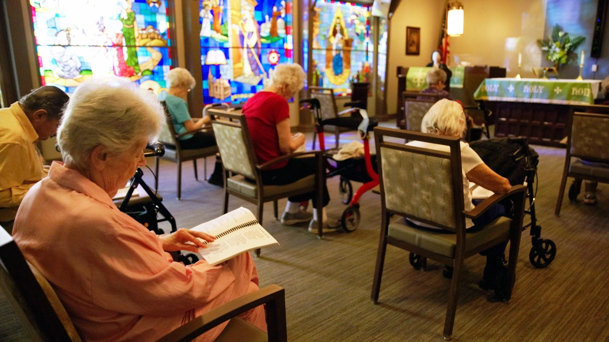 Soaring Into Comfortable Living: Discover Eagle Rock Assisted Living