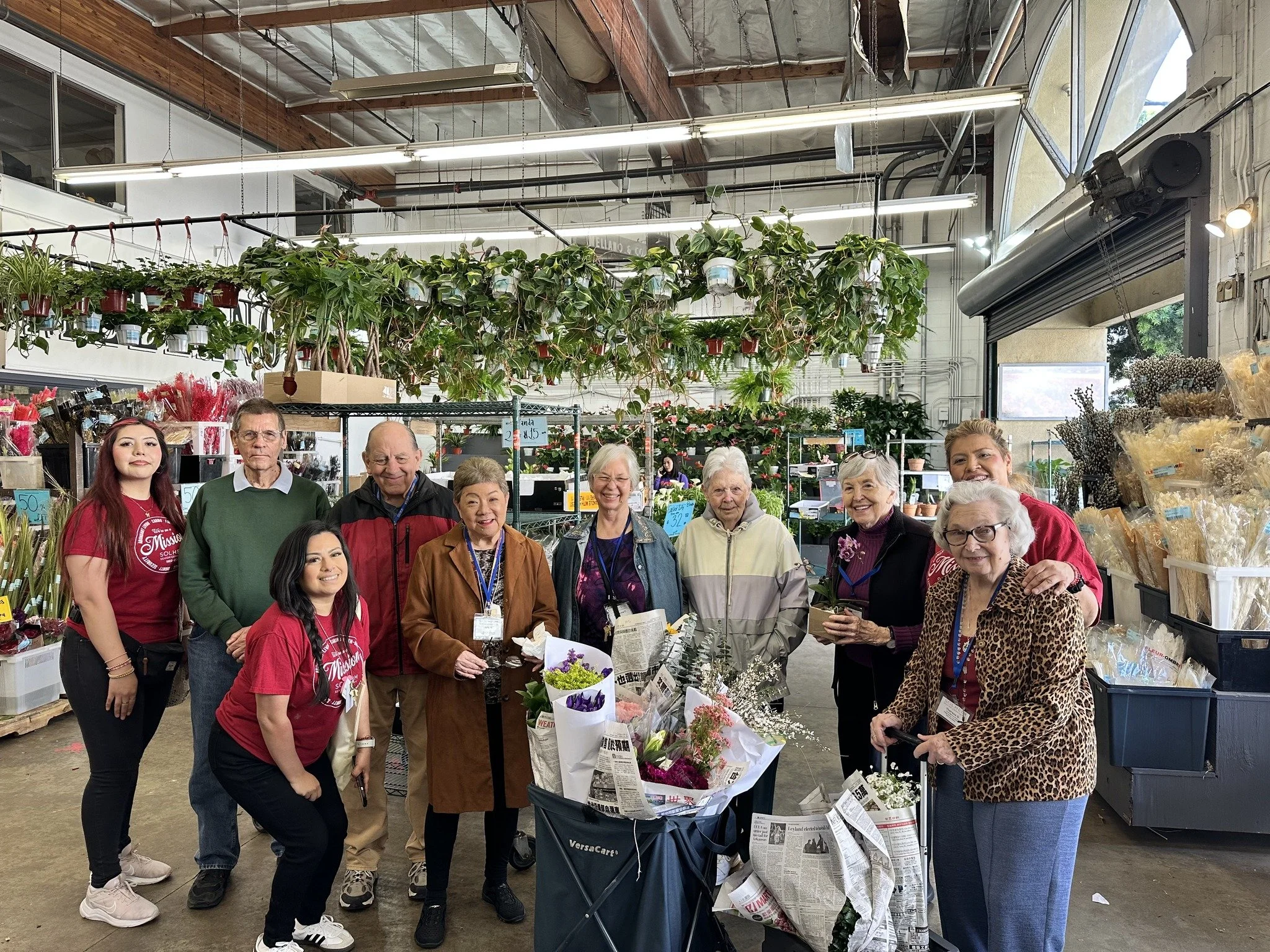 From Art Classes To Music Therapy: Social Programs In Eagle Rock Assisted Living