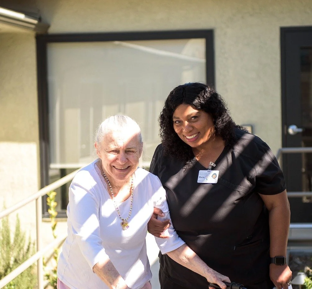 Why Are Senior Memory Services in Los Angeles Essential for Dementia Care?
