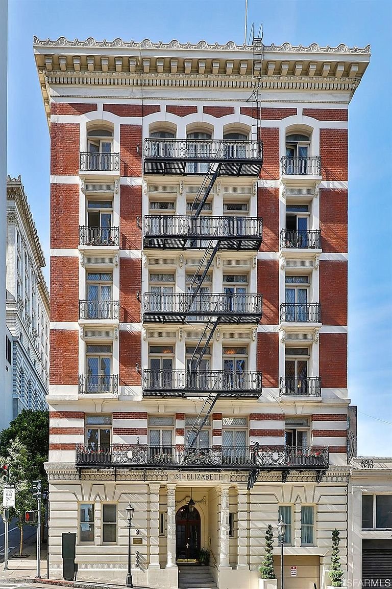 facade.jpg