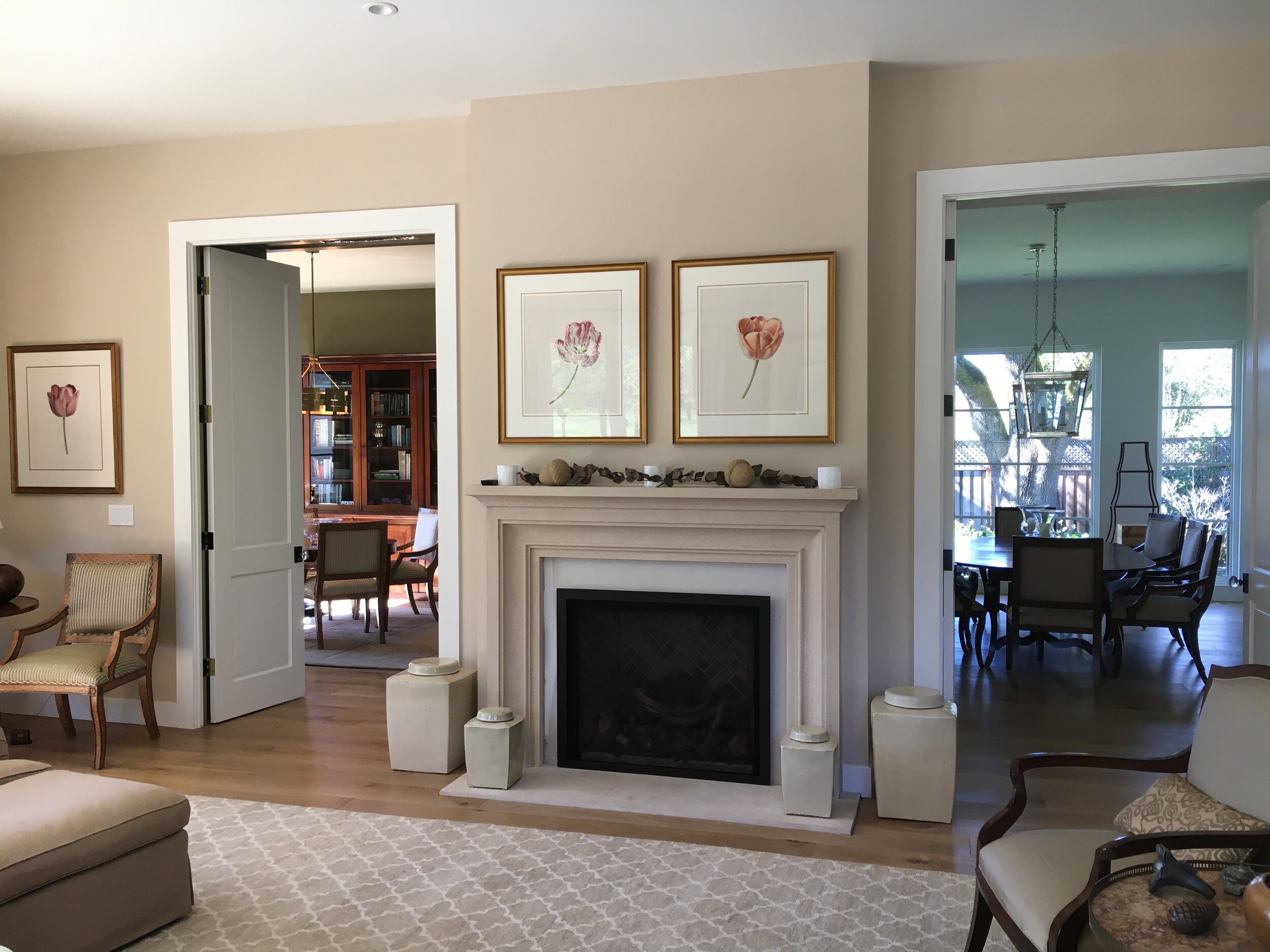 Living Room (3).jpg
