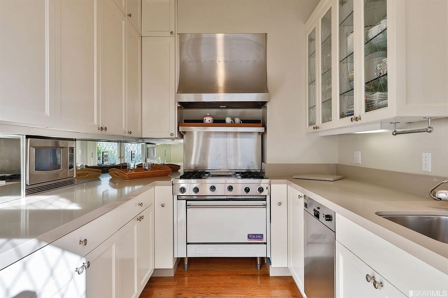 Kitchen 3.jpg