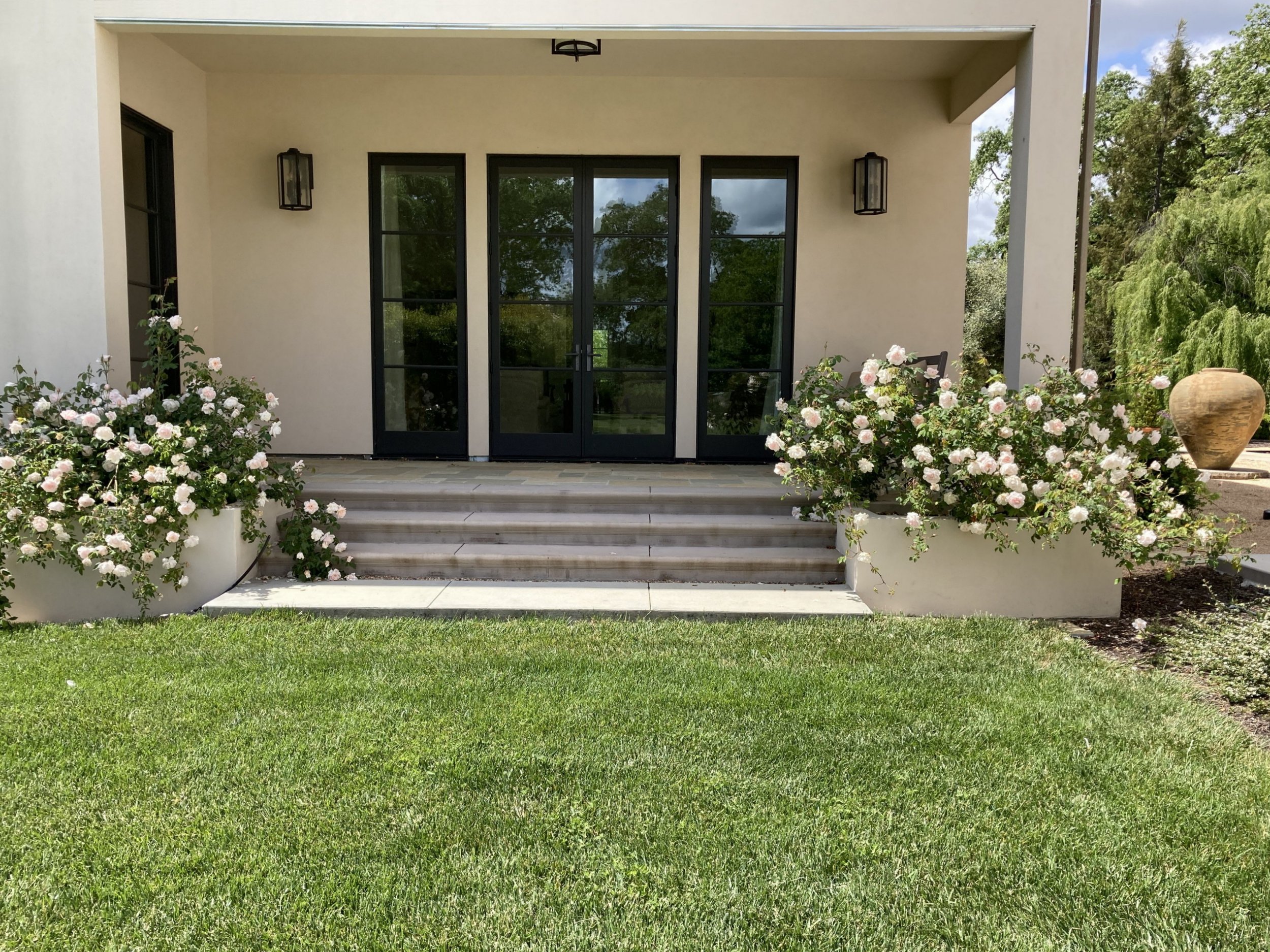 IMG_5912 lr loggia.jpeg