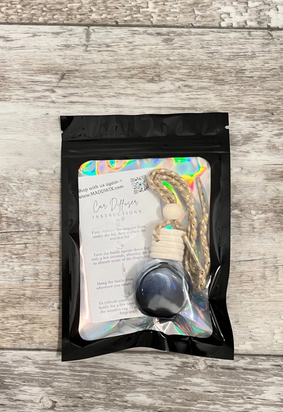 Hanging Car Diffuser ~ Select a Scent