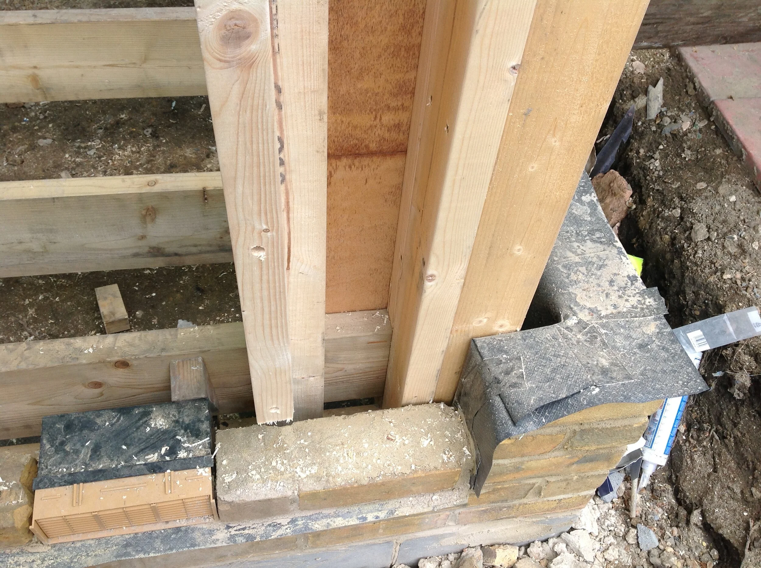 care must be taken with the damp proof course at corners