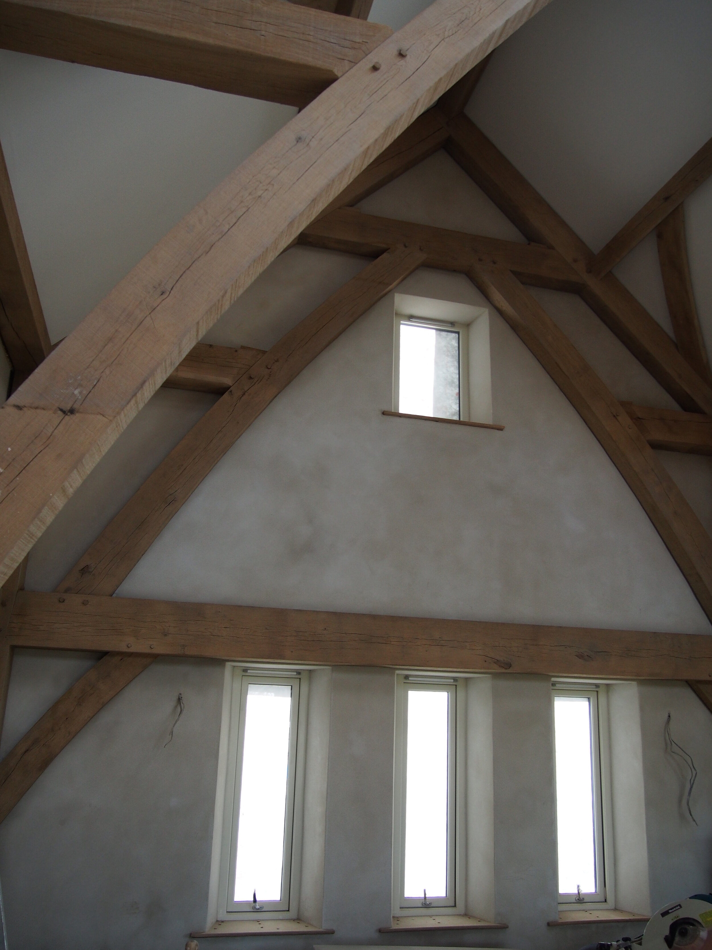 Lime plaster on hempcrete.JPG