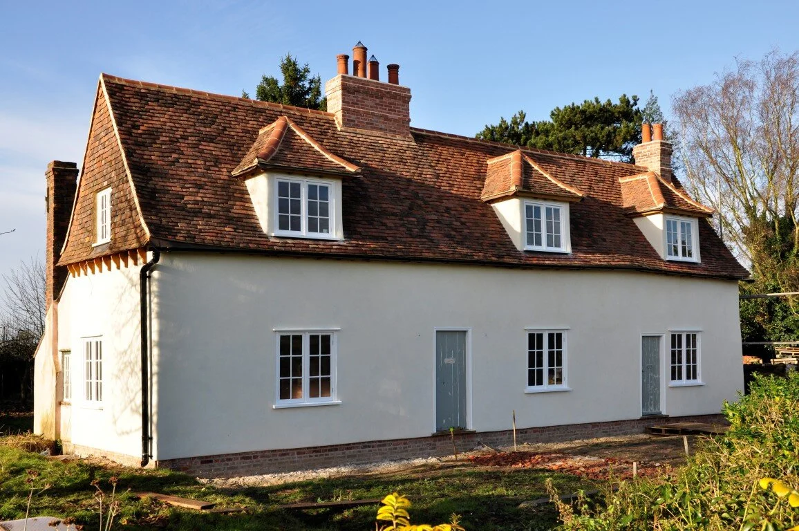 I was really pleased with my lime render on this build, it was the first build that I really felt like a proper plasterer- the other builders even called me spread. I rendered the whole 100sqm myself in 3 days for basecoat and 3 days for topcoat and 