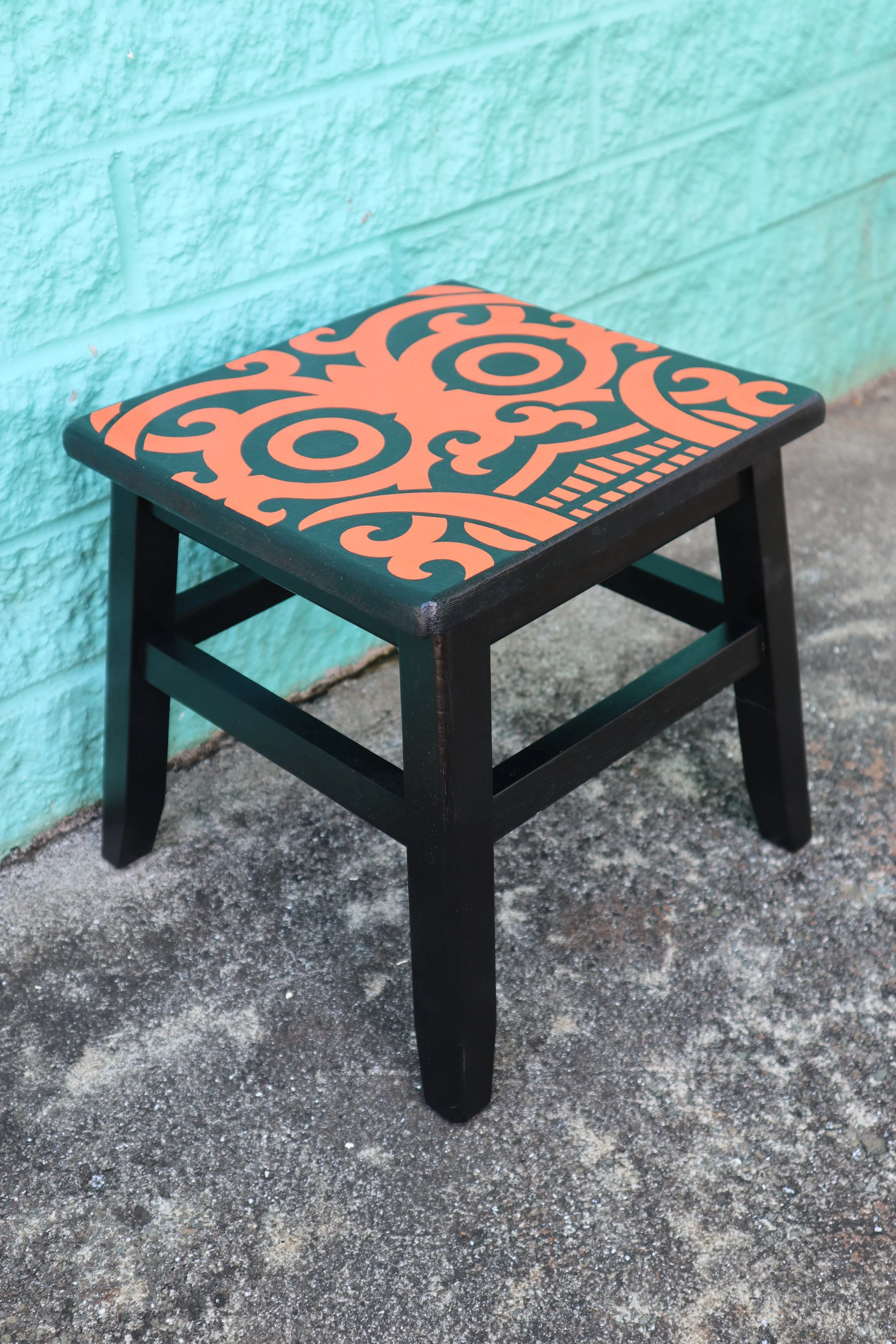 Borneo Stool