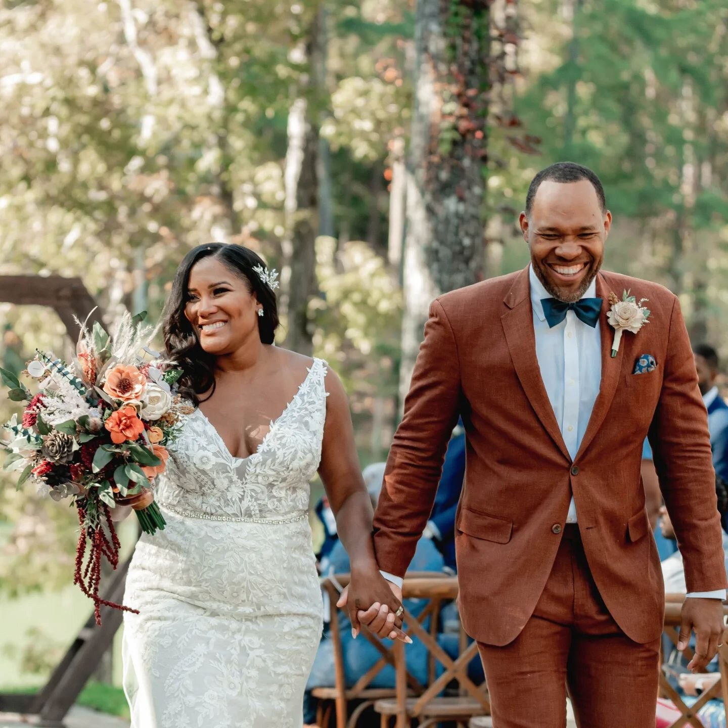 Andraes &amp; Laquisha 

Reminiscing about this beautiful autumn day when these two renewed their vows amidst the rustling leaves and warm hues. 🍂💍 

Bridal Bouquet: Handpicked X-Large 

Vendors:
Venue: @hiddenspringsvenue
Photography: @benniebates