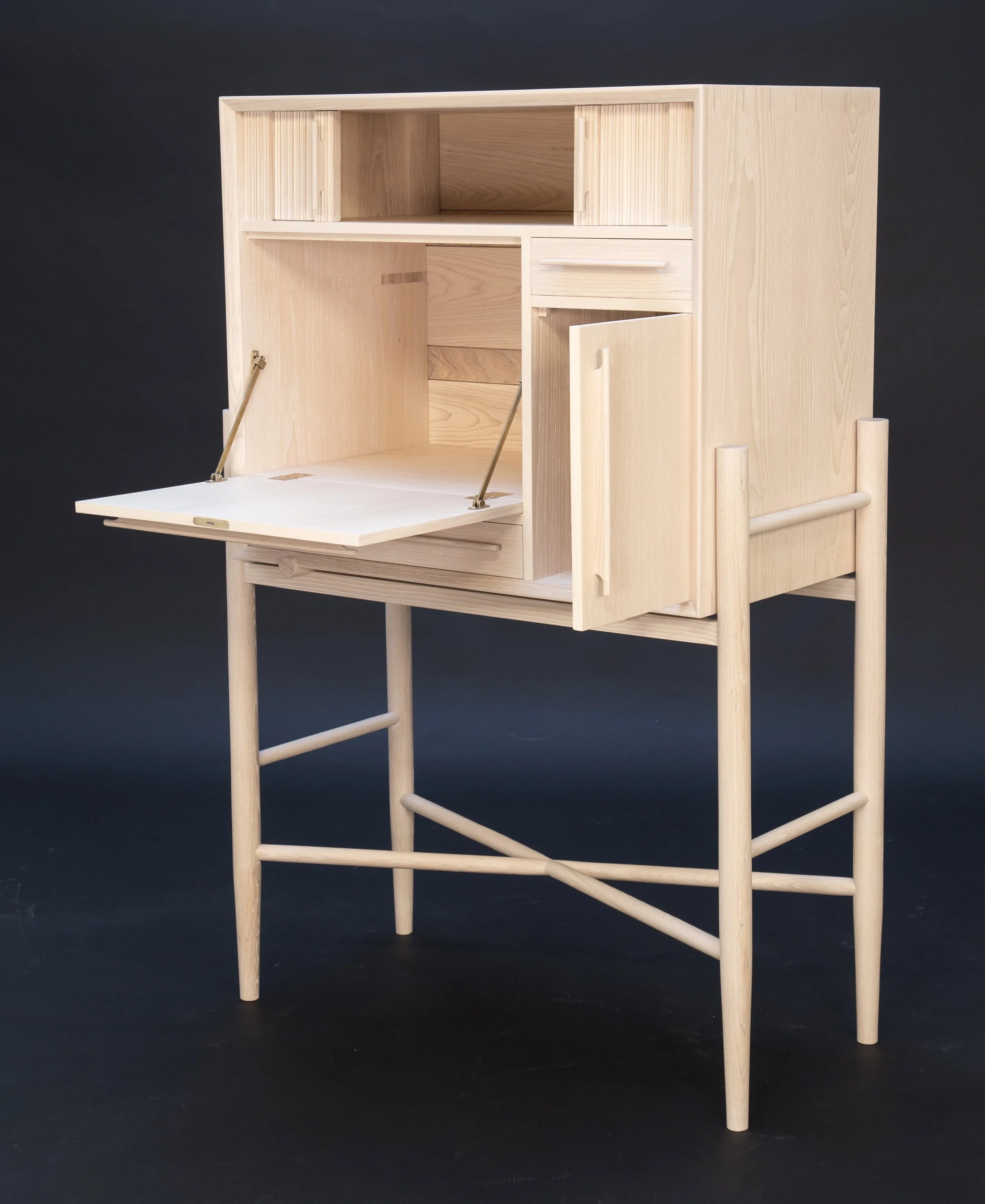 20180215 Mark Bokelman, desk on stand 2.jpeg