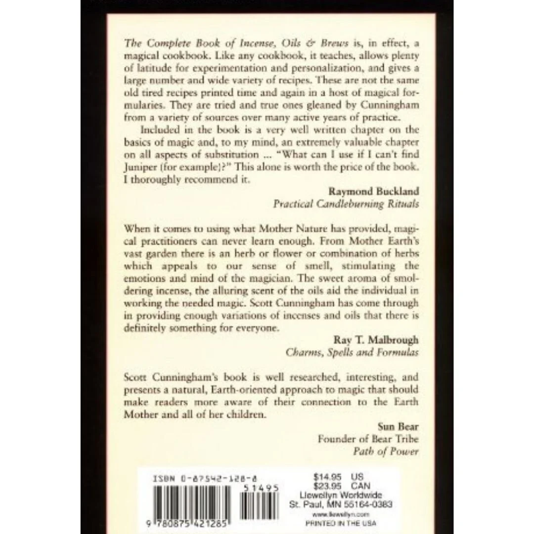 The Complete Book of Incense, Oils and Brews Back