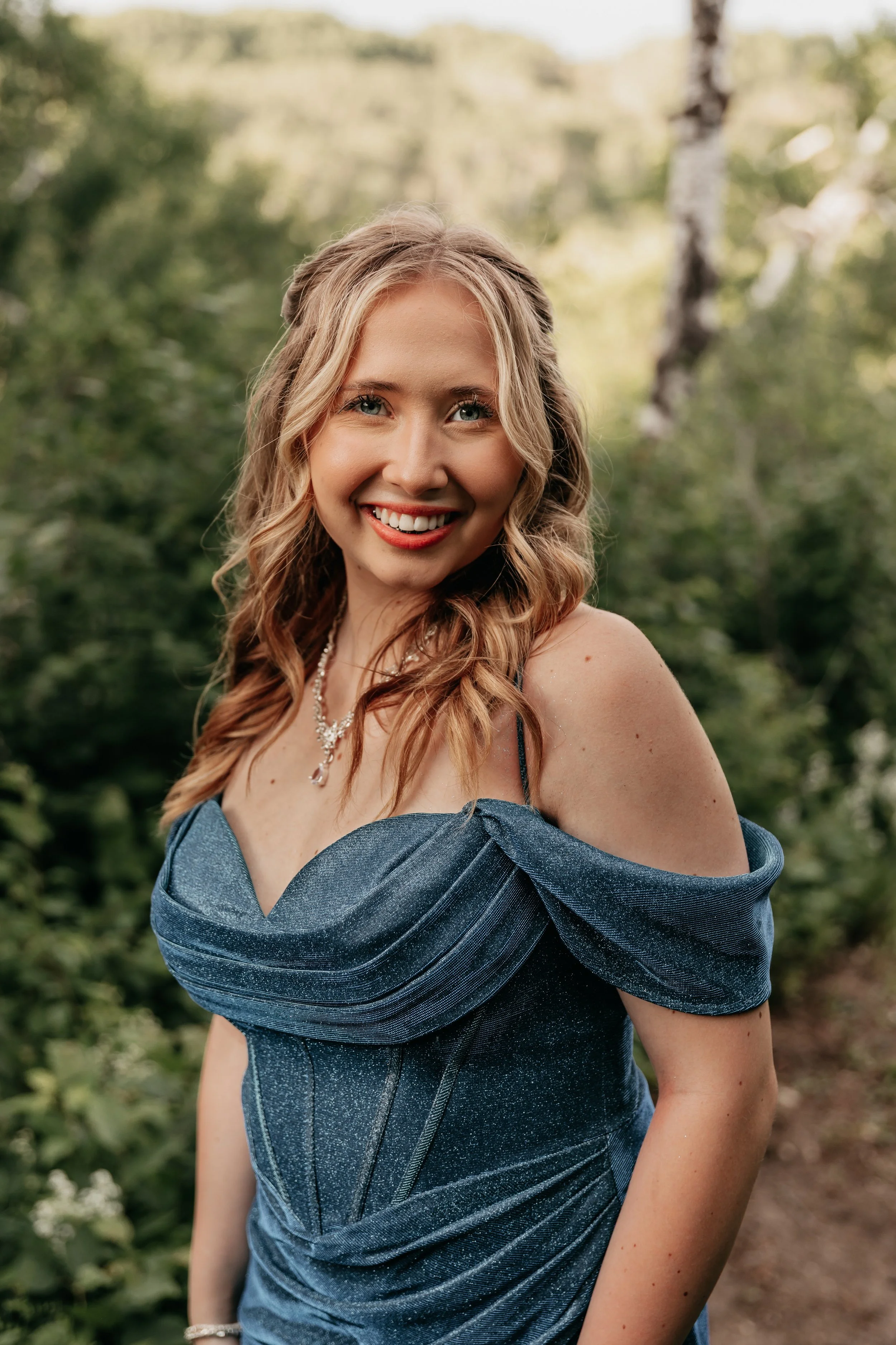 0132 - grad portraits - taylor-74.jpg