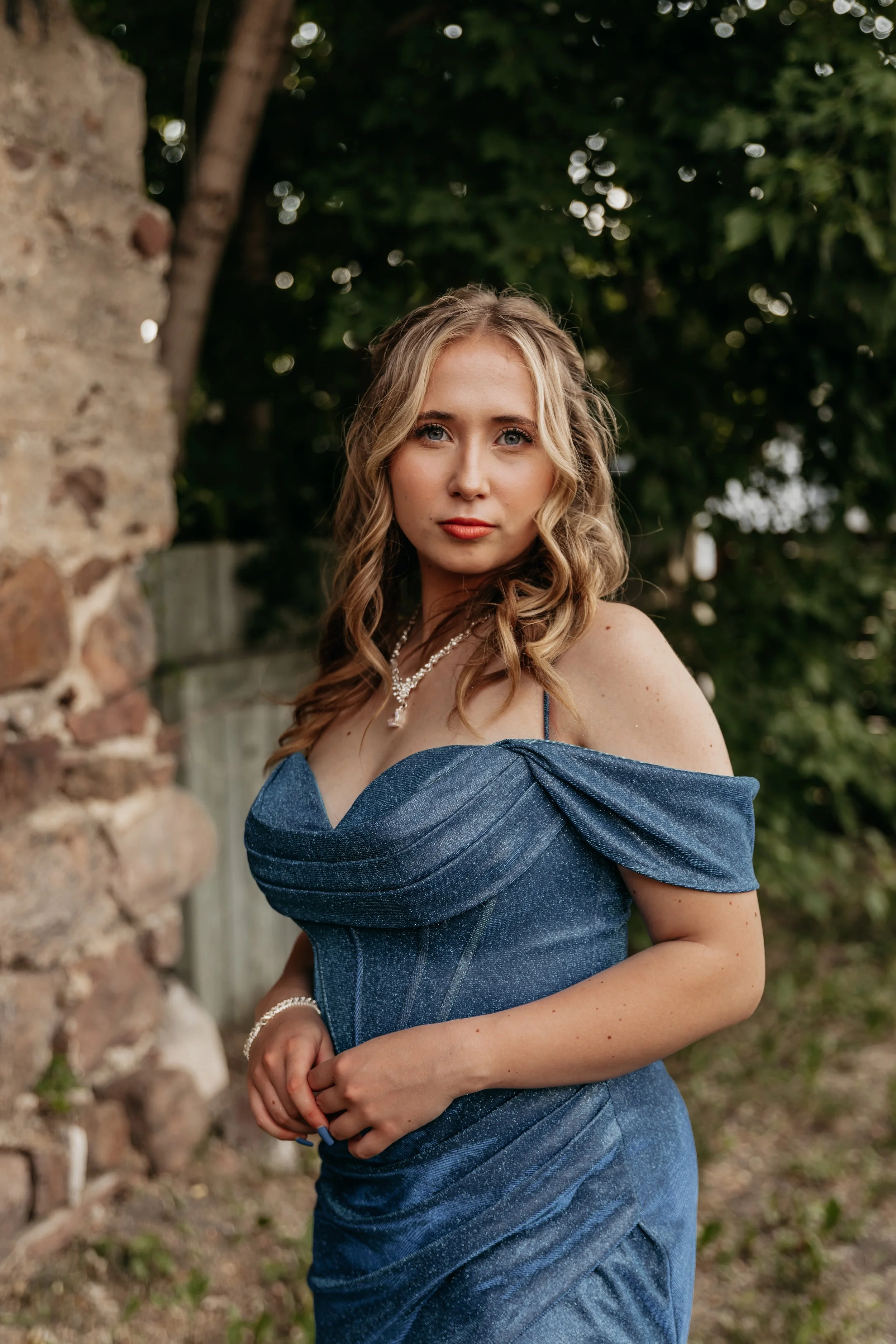 0132 - grad portraits - taylor-29.jpg