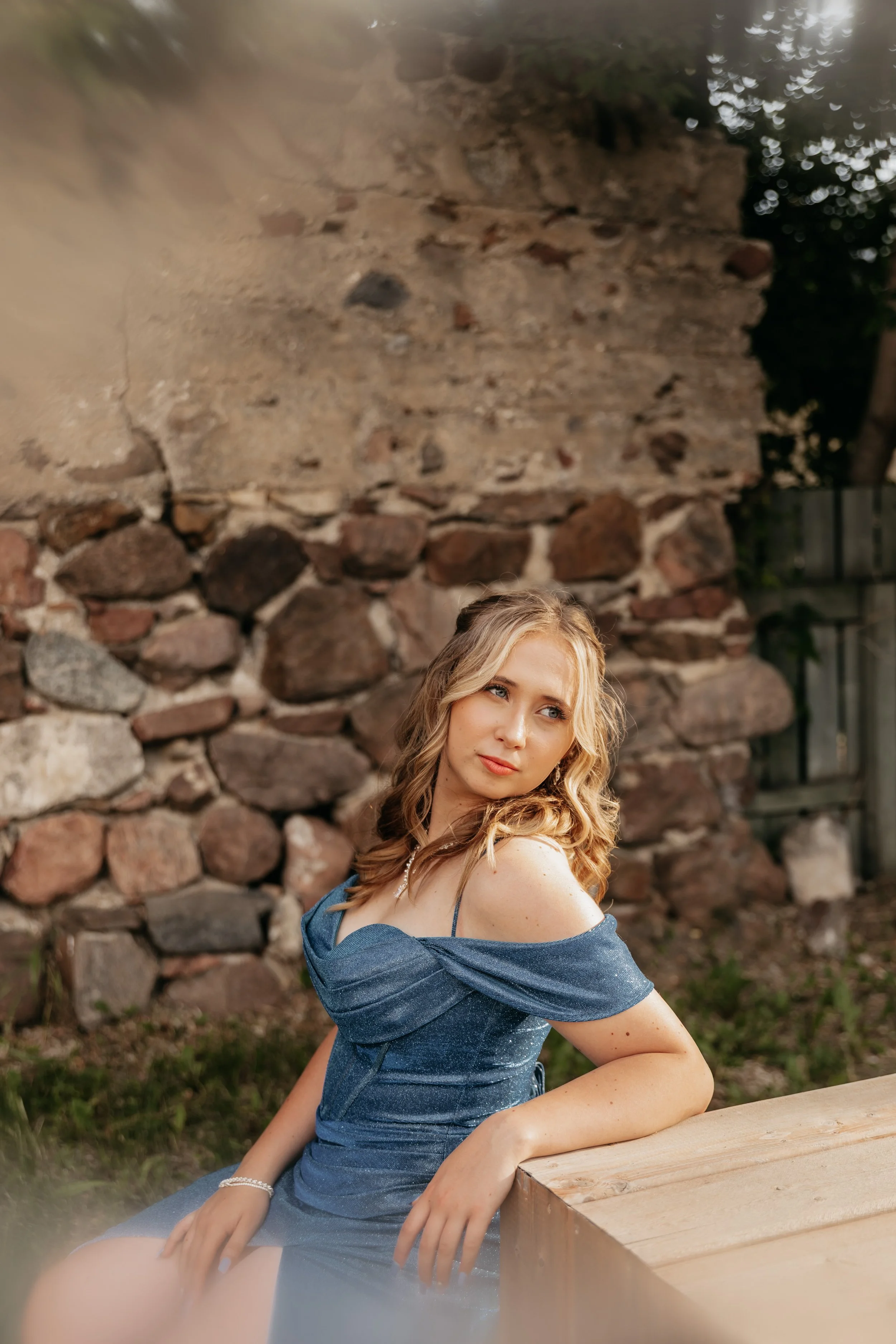 0132 - grad portraits - taylor-35.jpg