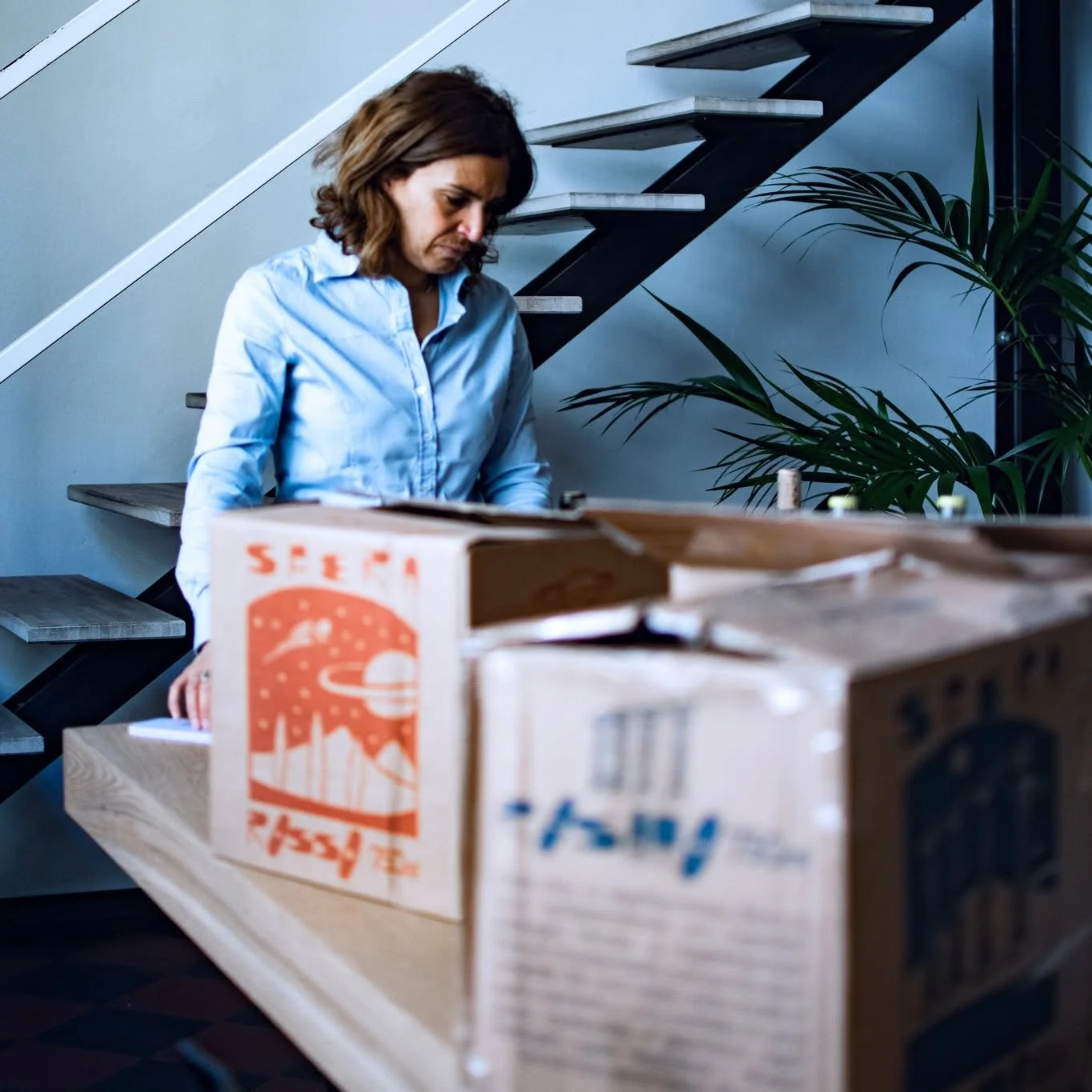 Celebrate Small Batches / Celebrare le Piccole Produzioni

We believe great wine starts small. Our limited batches ensure quality and authenticity in every sip. Cheers to the artisanal spirit!

Crediamo che il grande vino nasca in piccolo. Le nostre 