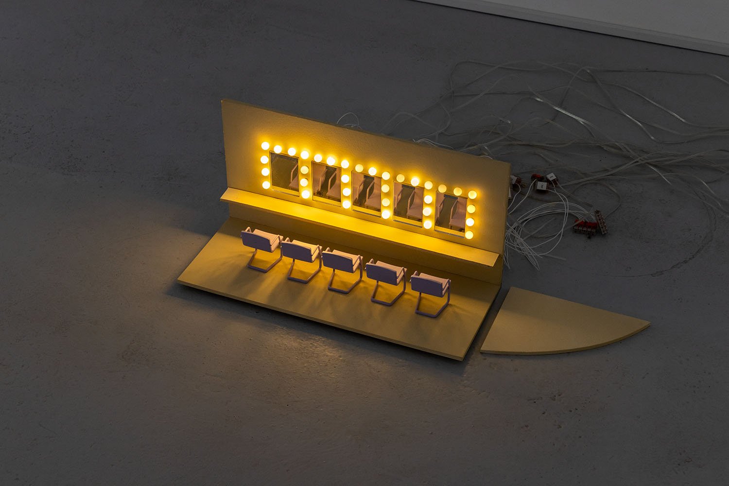 Make up room, 2023, mixed media installation, 19 x 37 x 15 cm