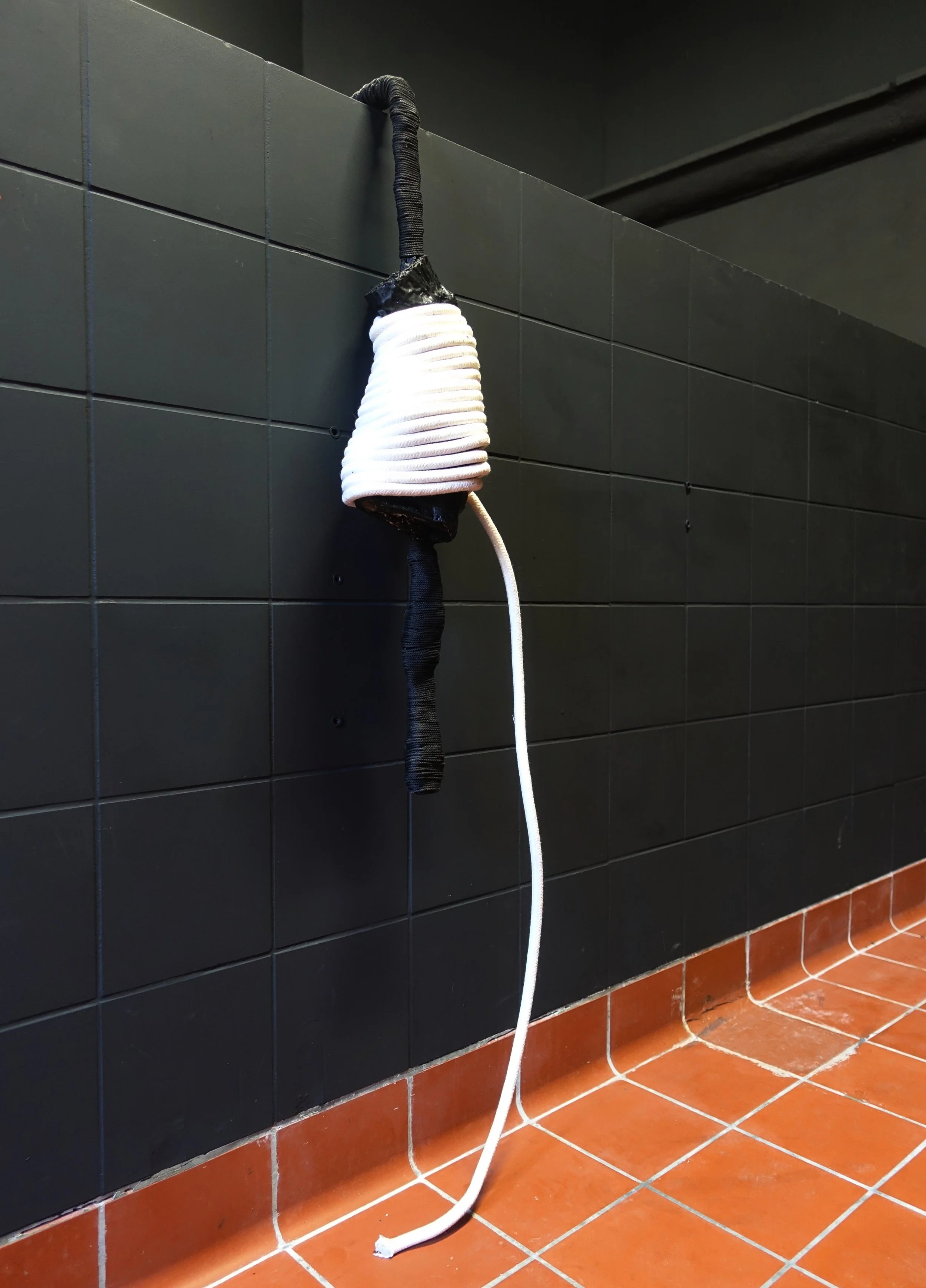 Allison Blumenthal, Wall coil, installation Manoir Mouthier , 2022, Steel, aluminum, rope, string, acrylic paint, ink, 60 x 20 x 20 cm