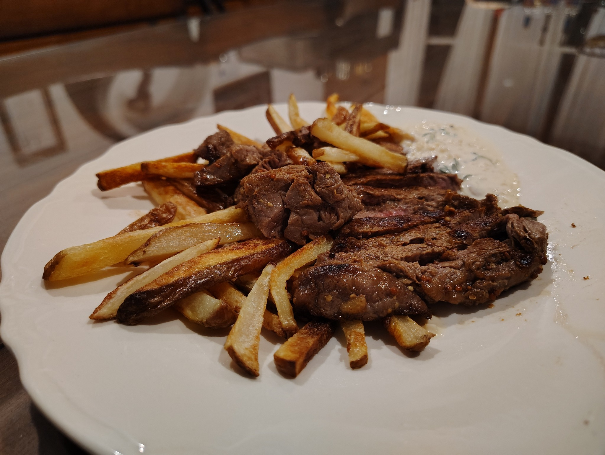 Five Wines, Five Frites – A Global Steak &amp; Sip Experience