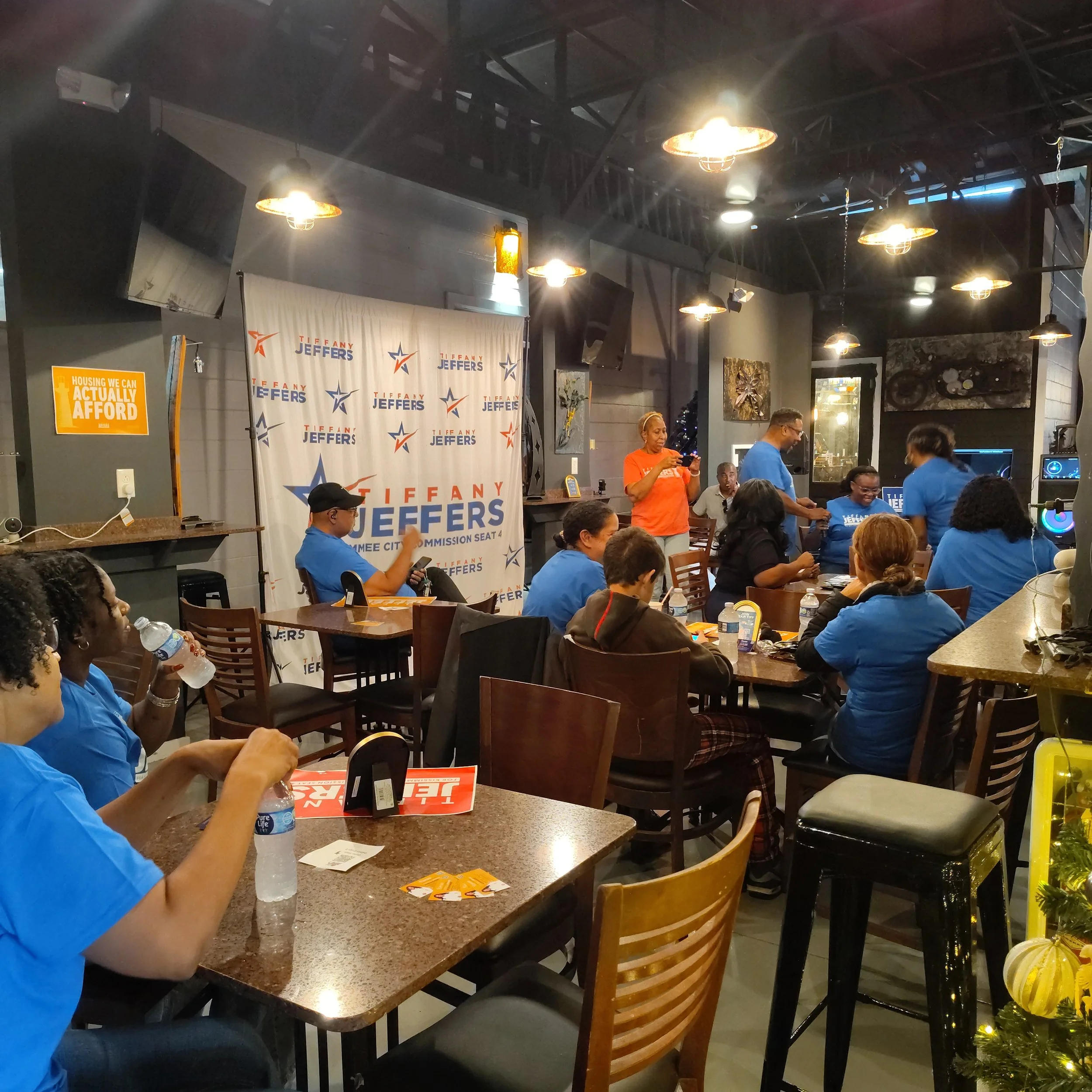 The Gallery Stage area is a flexible space ready to host your rally, creative art event or business networking.  Seats 45-50 