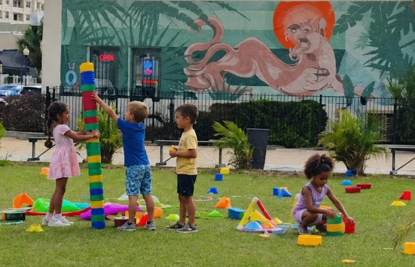 Kids party on the lawn in kissimmee.jpg
