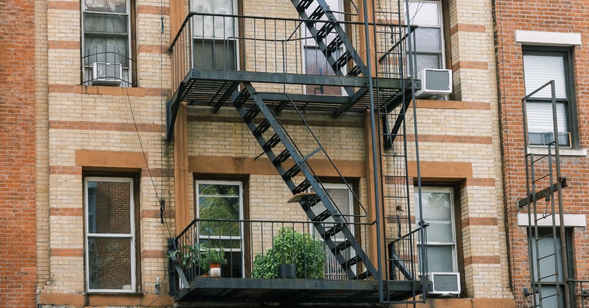 Temporary vs Permanent Fire Escape Repairs: What’s Best?