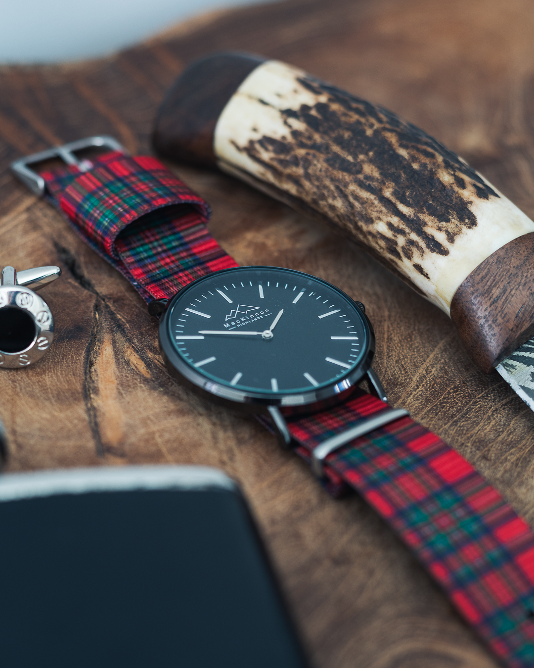 KeirMathiesonPhotography_MacKinnon-9.png