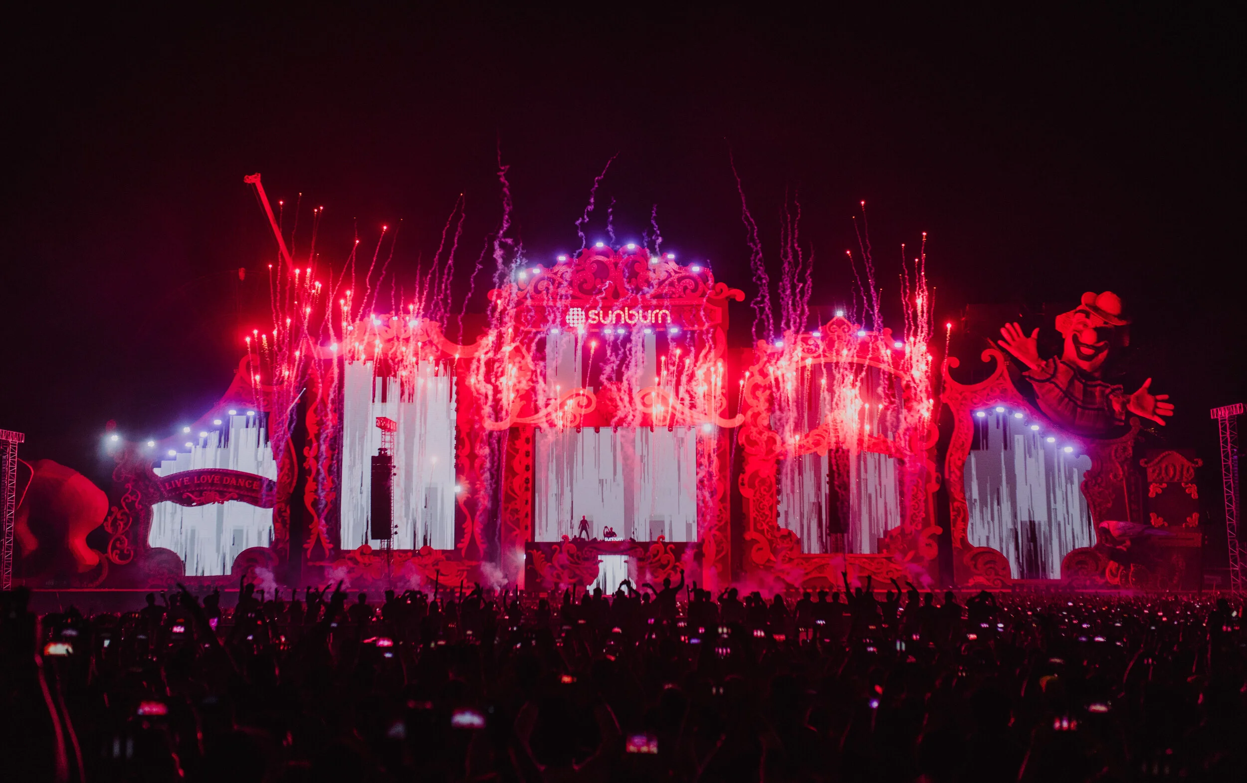 The Chainsmokers @ Sunburn, Goa (December 2019)