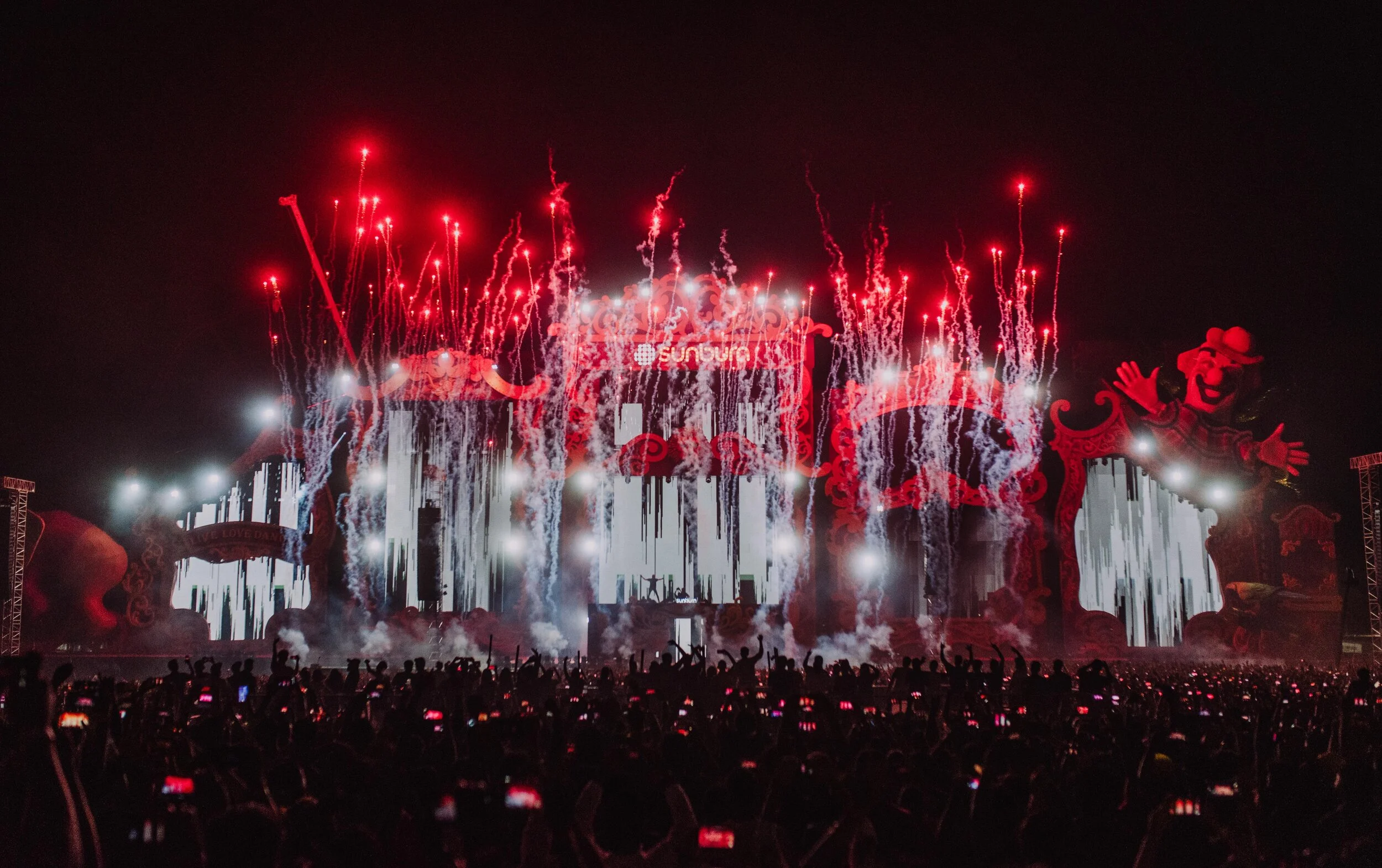 The Chainsmokers @ Sunburn, Goa (December 2019)