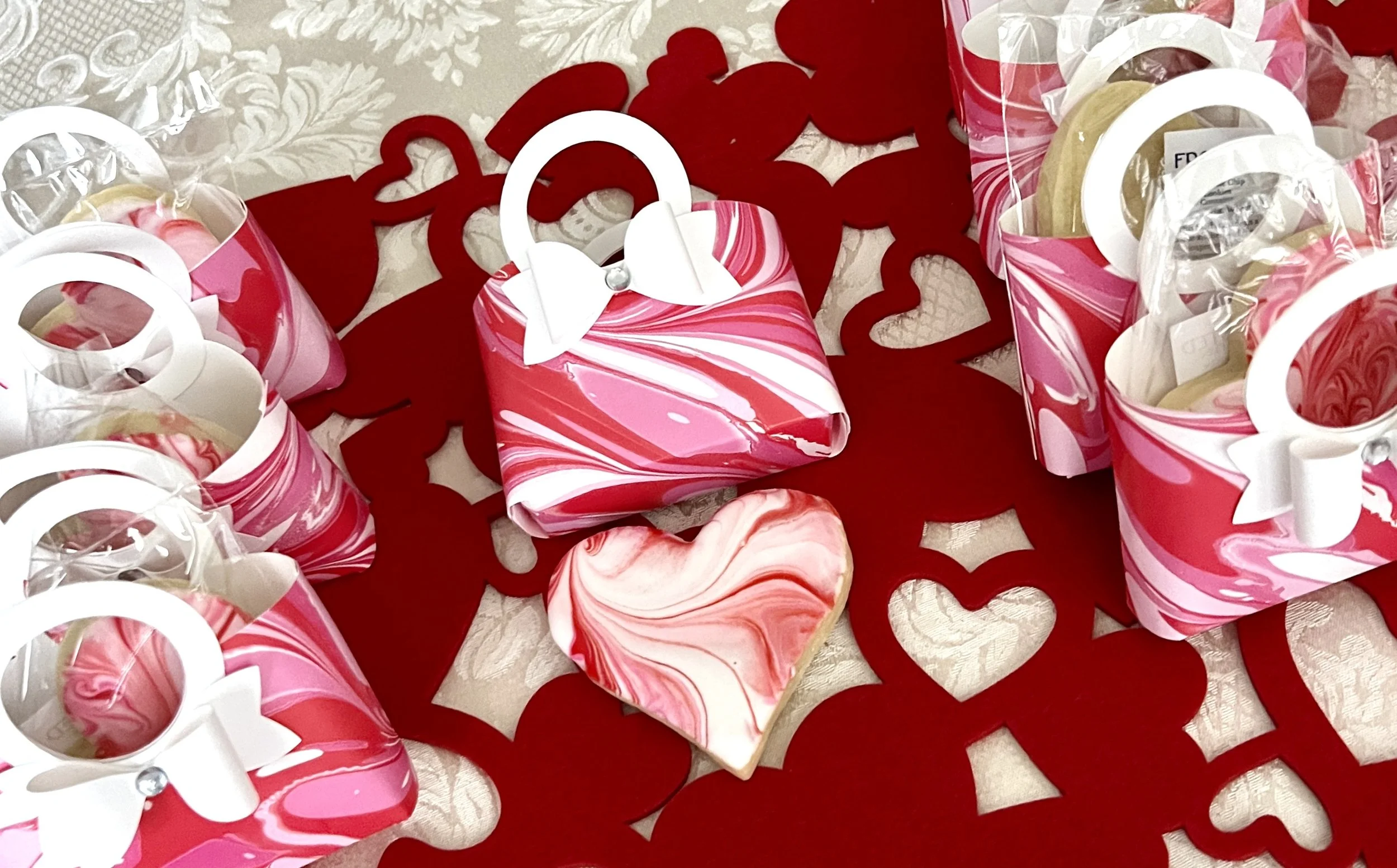 Swirl heart with box.jpg