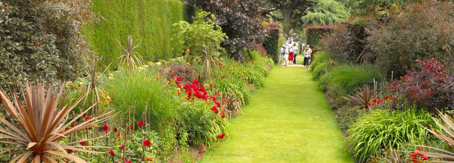 The Trip of a Lifetime:&nbsp; The Splendid Gardens of Holland and England