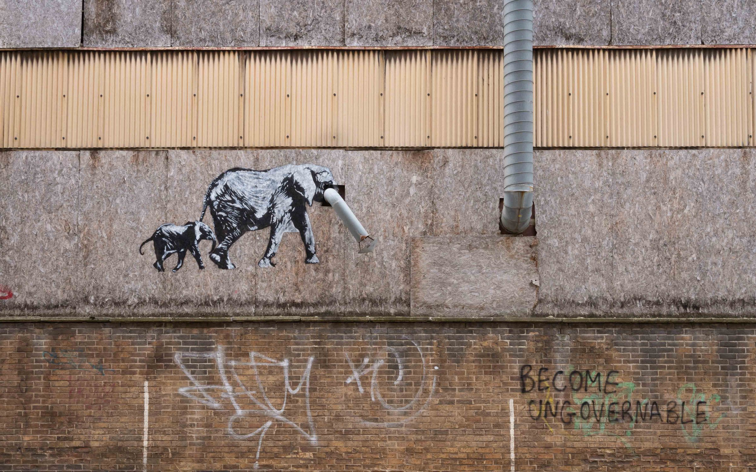 Mural, artist unknown. Shalesmoor, Sheffield.