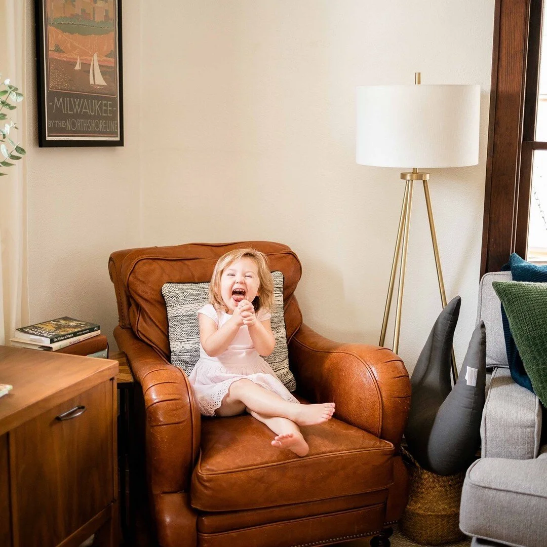 How can you not wonder what she's thinking about?? 😂