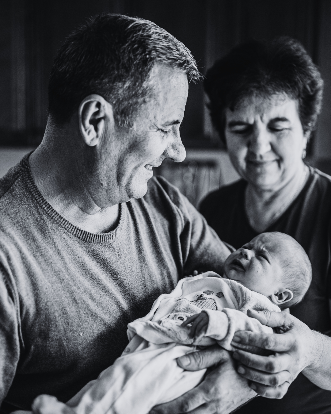 Canada Updates Super Visa Rules: Easier Income Requirements for Sponsoring Parents and Grandparents