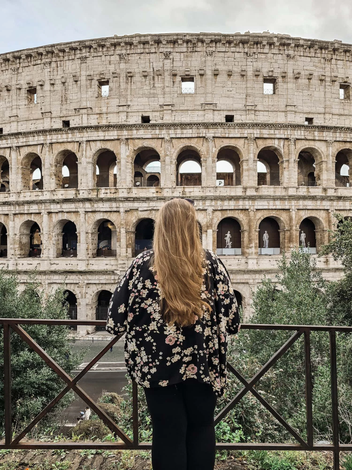 rome-colosseum-02.jpg