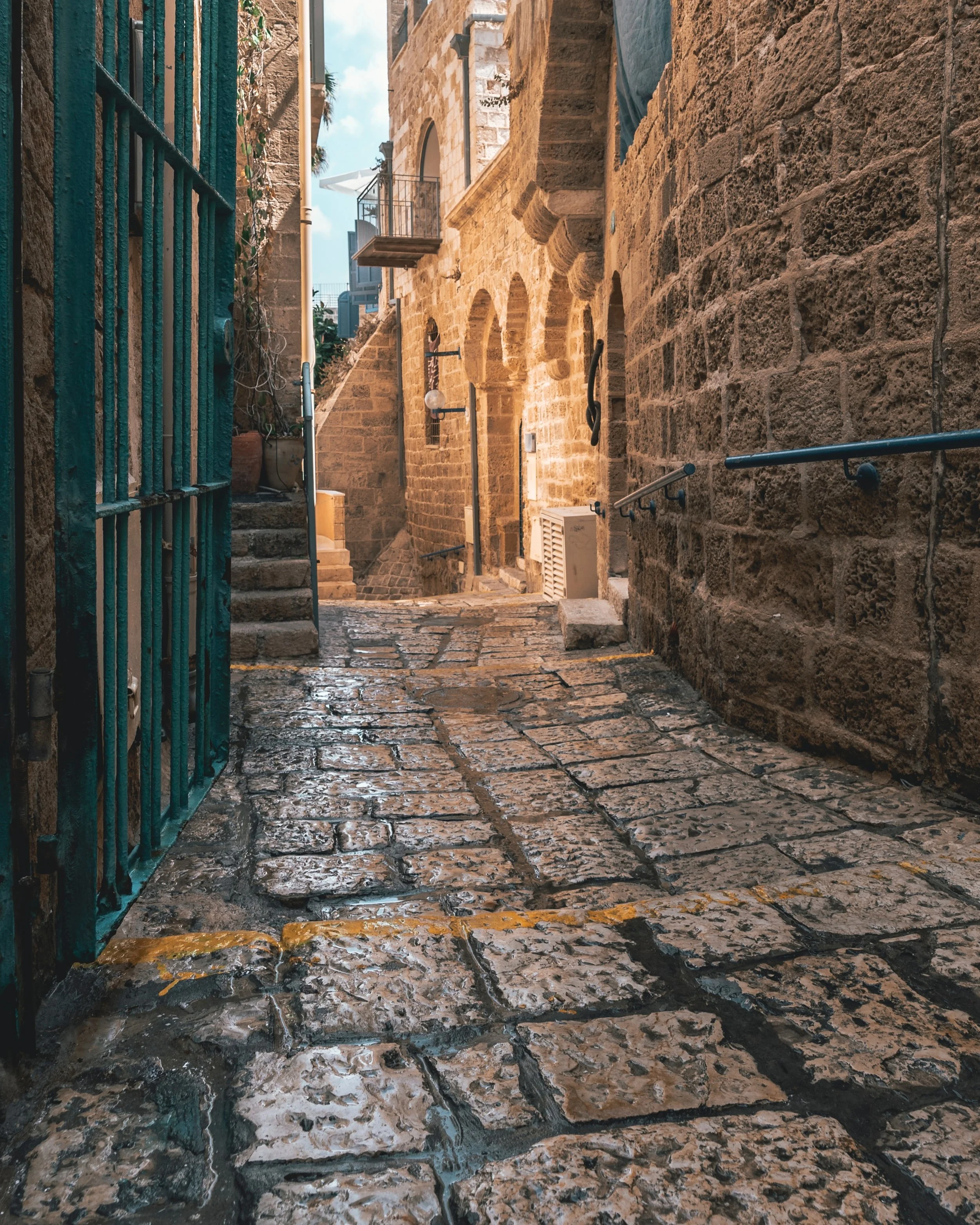 benjamin-recinos-cpnwdY87nZs-unsplash.jpg