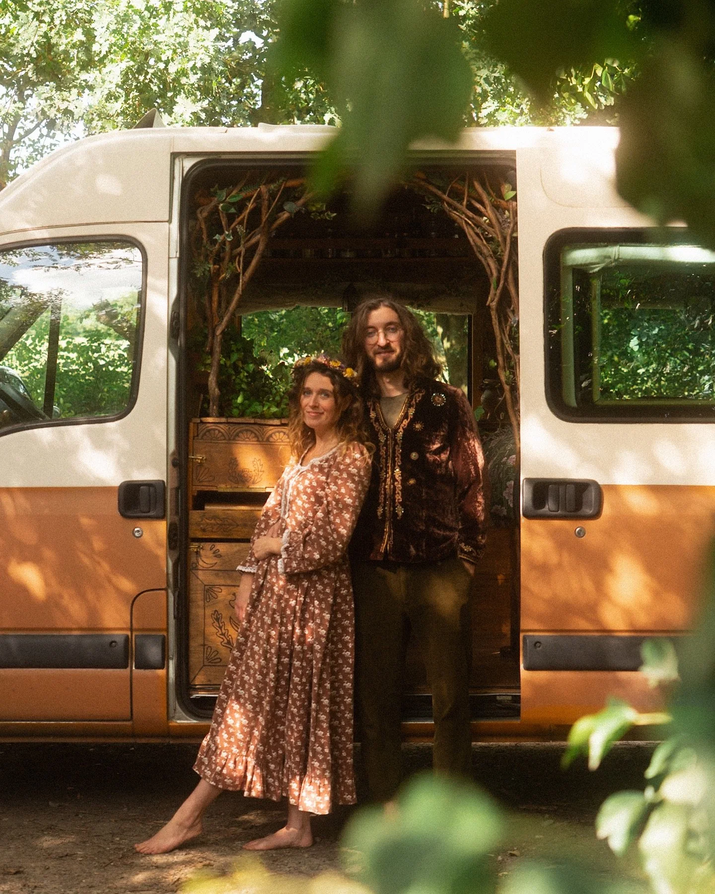 a self portrait and some memes, love from your favourite forest freaks 🌲🧝&zwj;♀️✌️