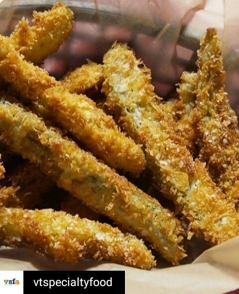 Fried pickles! Recipe from @pinuppickles
🌟🌟🌟🌟🌟
Reposted from @vtspecialtyfood 
Start new traditions this year with fun recipes from our members! Seen here are Fried Pickles from @pinuppickles! Click the link in our bio for the recipe and share i